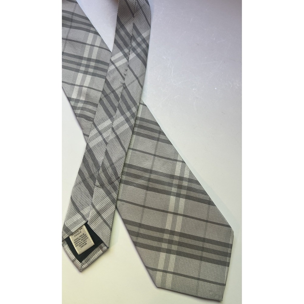 Burberry‎ Silver Gray Nova Check Silk Tie Made In Italy